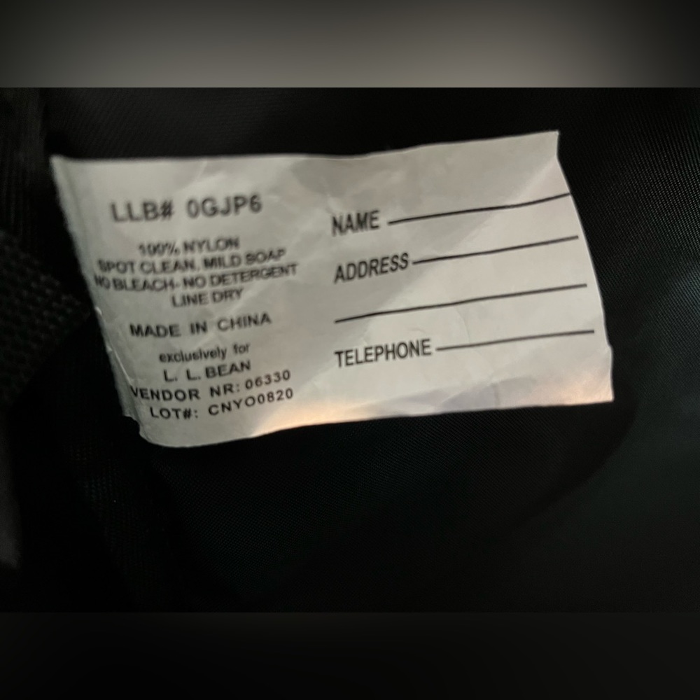NWOT L.L. Bean messenger bag. Yellow & black. Cushioned strap. Many compartments - Picture 12 of 15